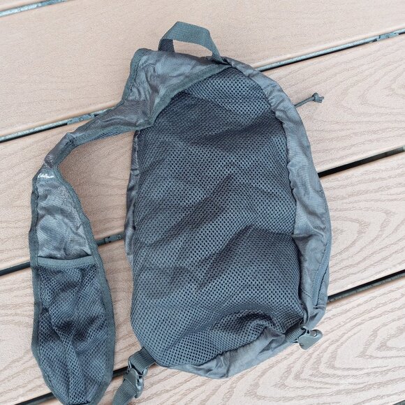 NWT Eddie Bauer Packable Slingbag Stowaway Slingbag - Picture 9 of 13